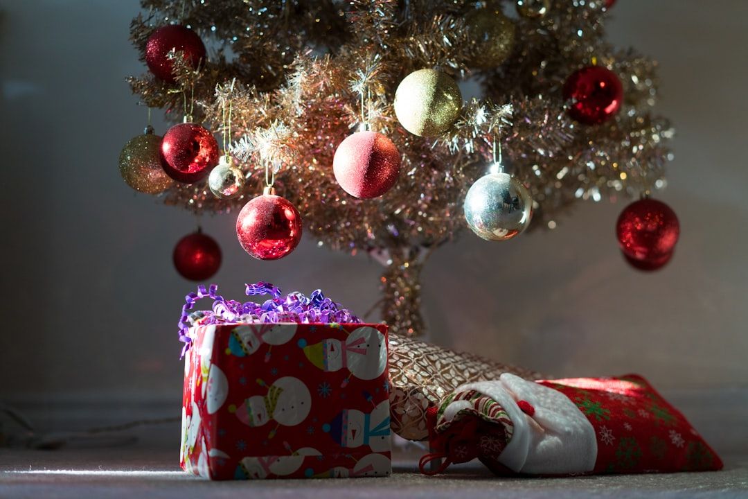 What Makes a Gift Truly Special? Insights from AI
